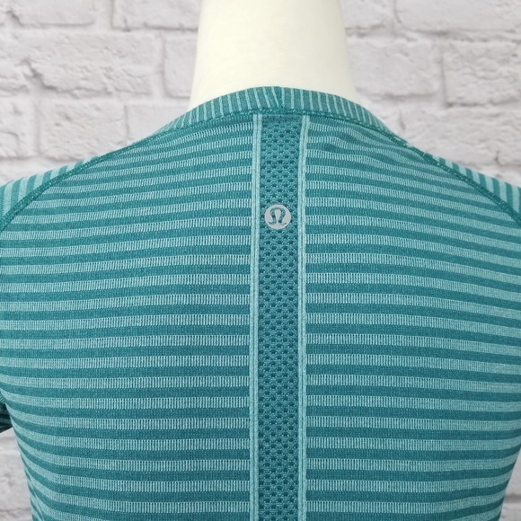 Lululemon Swiftly Tech short sleeve teal green top - Picture 7 of 7
